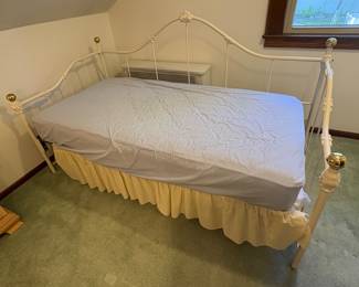 Iron Daybed