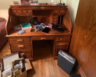 Winners Only Roll Top Desk