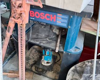BOSCH ROUTER TABLE & FARM JACK