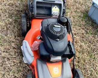 GREAT HUSQVARNA MOWER