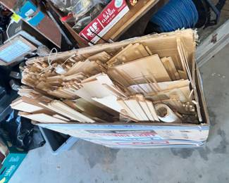 LARGE AMOUNT OF BALSA WOOD FOR HOBBYS AND AIRPLANES