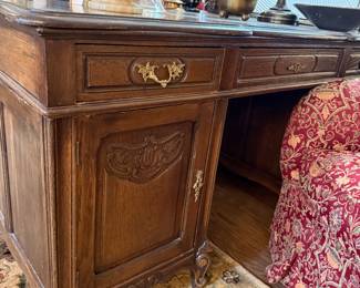 Beautiful partners desk (double desk)