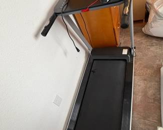 Designer Lbls (Clths) • Yard Fnds • Ktchn Gear • Tech • Furn • +MORE