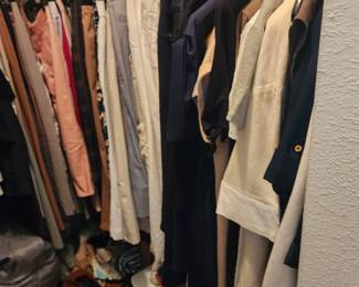 Designer Lbls (Clths) • Yard Fnds • Ktchn Gear • Tech • Furn • +MORE