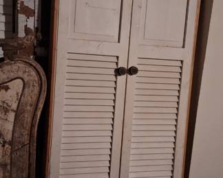 Indoor shutters of different sizes