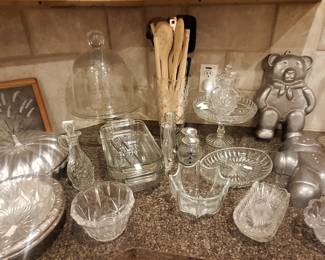 Pewter, glass and other kitchen items