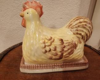 Butter dish