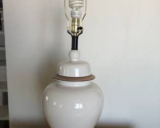 Antique Chinoiserie porcelain lamp base with hand painted bird and floral motif.  Known as a temple jar or diner jar style lamp.  20th century Chinese porcelain.