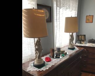 Nice pair of ceramic lamps! Trinket boxes too!