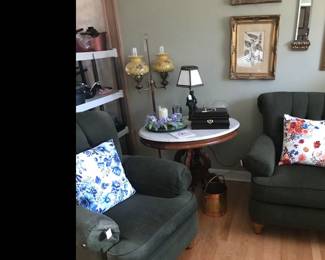 Lovely Victorian oval marble topped table, flanked by 2 matching overstuffed chairs! Unique cast metal table lamp!