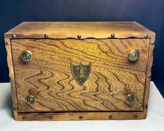 TIGER OAK FEDERALIST THEME BREAD BOX
