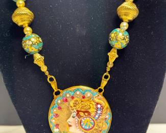HAND PAINTED MURANO STYLE PENDANT NECKLACE WITH CHINOSERIE BEADWORK. ARTIST SIGNED