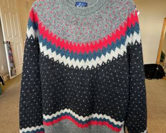 Woolrich Men's Wool Nordic Fair Isle Wool Sweater – Size XL