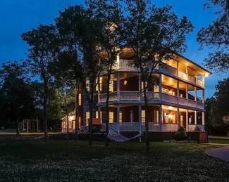 9 bedroom Vacation Rental Home Closing - ALL furniture must go!