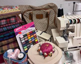 Singer Ultralock 14U34 Sewing Machine