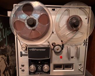 Akai 1710 Reel-to-Reel 4 Track Tape Recorder