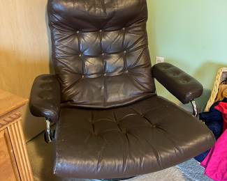 1970s Ekornes Stressless Dark Brown Leather Lounge Chair