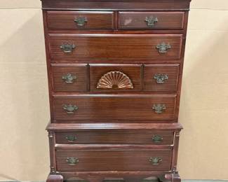Fan Carving Chest Of Drawers