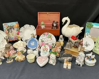 Knick Knacks Plus 