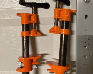 PONY Classic Steel Pipe Clamp Fixture for 3⁄4-inch Black Pipe--5 Feet Long