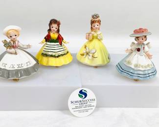 Josef Originals Figurines