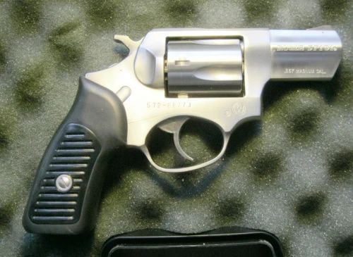 RUGER SP101 357 MAG