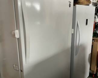 Standing Food Freezers