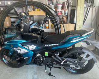YAMAHA "EXCITER" Motor Cycle--BEAUTY!!!