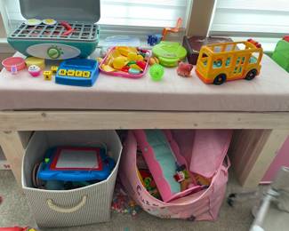 Miscellaneous Children's Toys & Games!!