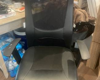 Super Comfortable/Adjustable Computer Chair