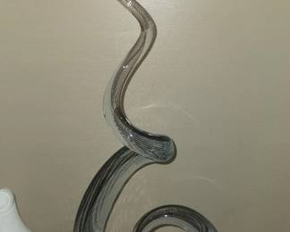 Badash glass sculpture