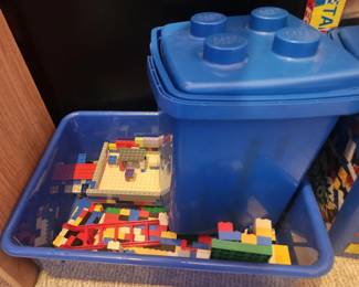 Assorted Legos
