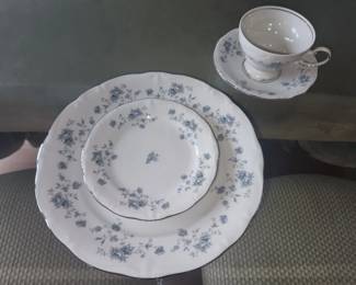 Johann Haviland china set