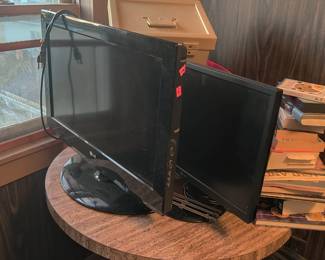 TV and monitor