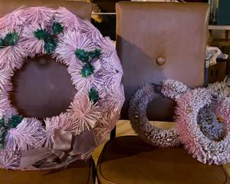 Vintage Xmas Pink Bottlebrush Wreaths