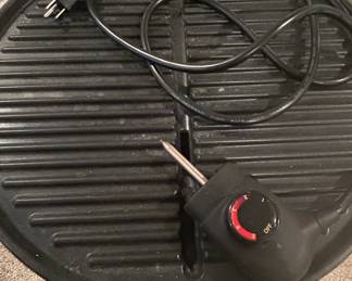 George Foreman Indoor or Outdoor Electric Barbeque Grill third image