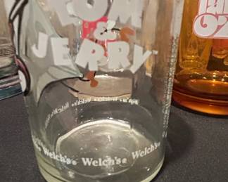 Welchs Tom  Jerry Jelly Jar Glass  Jerry on a Kite second image