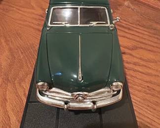 Mira by Solido Ford Coupe Scale Diecast Model Car second image