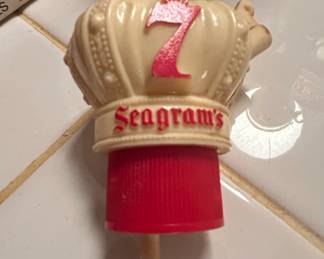Seagrams Crown Whiskey Bottle Pourer or Stopper