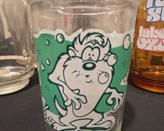 Welchs Looney Tunes Collector Series Glass   Tasmanian Devil