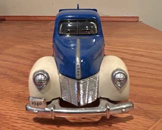 Golden Wheel Ford PepsiCola Delivery Truck Diecast Model second image