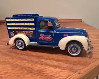 Golden Wheel Ford PepsiCola Delivery Truck Diecast Model