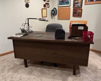 MidCentury Modern Executive Desk by Safco, Mirella Collection
