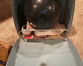 Vintage AMF Bowling Ball and Two Bags Set second image