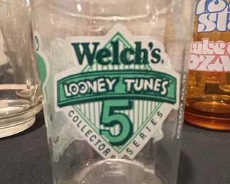 Welchs Looney Tunes Collector Series Glass   Tasmanian Devil second image
