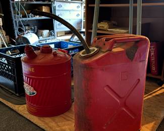 metal gas cans
