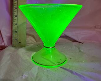 Uranium 8" Vase $20.00