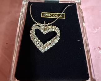 Costume Heart Necklace $3.00