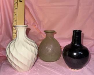 3 Vases $9.00