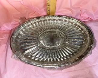 Glass Top Stainless Serving Piecers $10.00